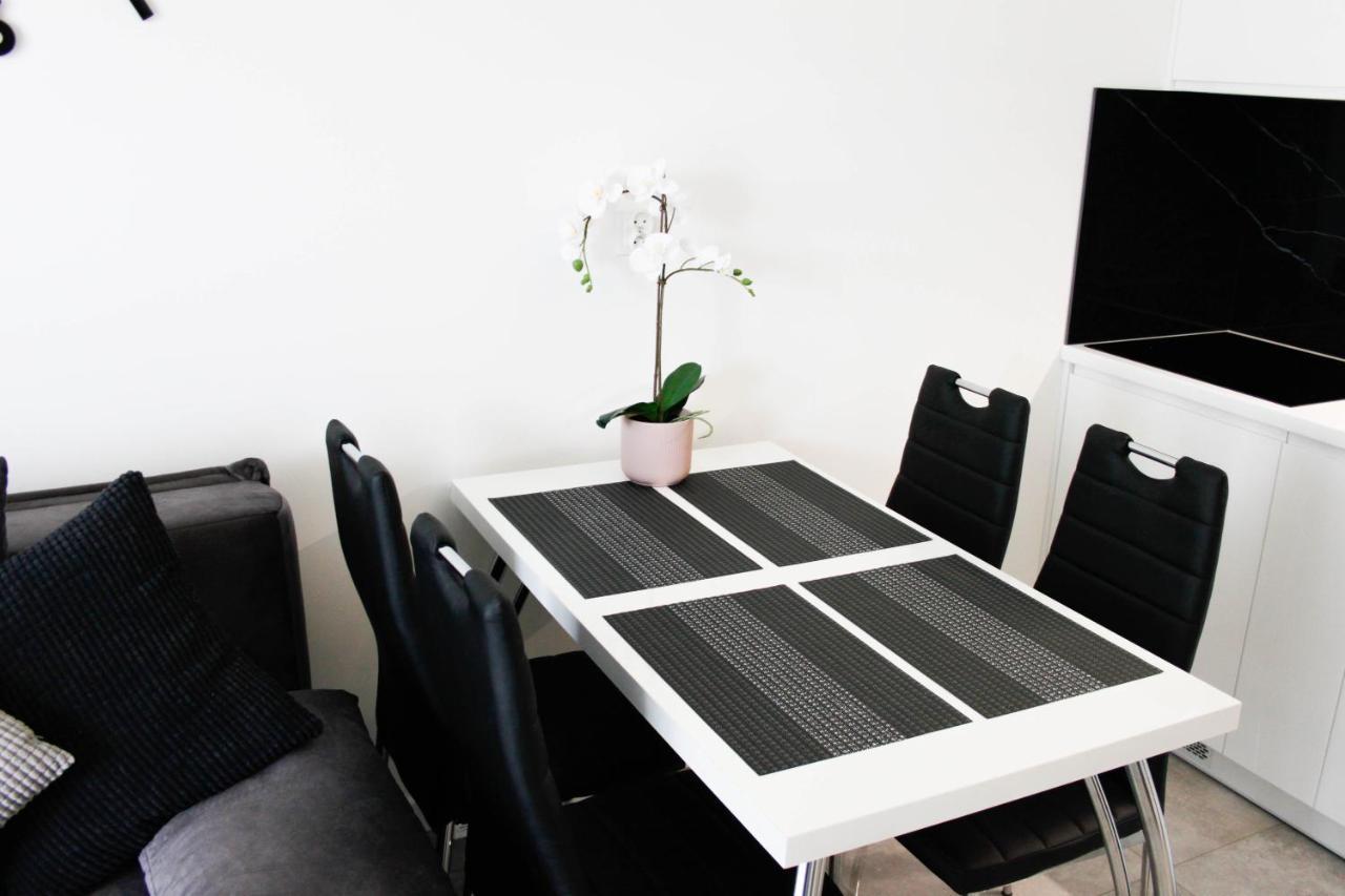 Apartament Wroclaw Centrum Galeria Magnolia Exteriér fotografie